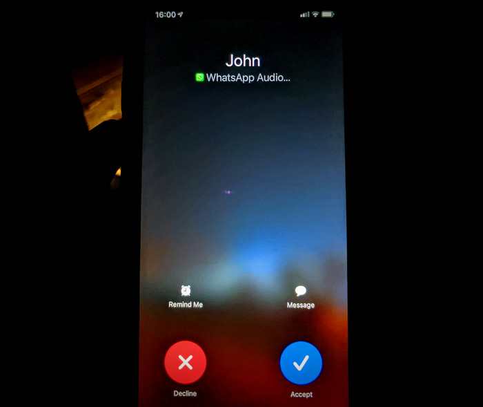 unexpected incoming WhatsApp Call iPhone